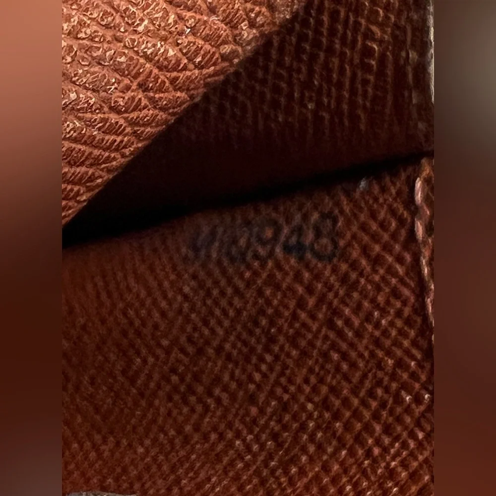 Louis Vuitton Monogram Pouch/Cigarette Case- Vintage 1998 - Picture 6 of 10